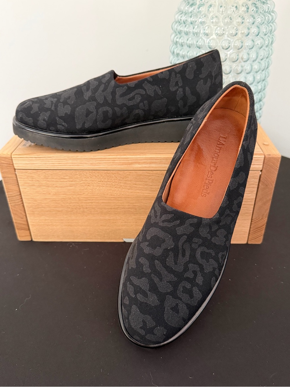 L’Amour Des Pieds Black Slip-On Casual women’s Shoes